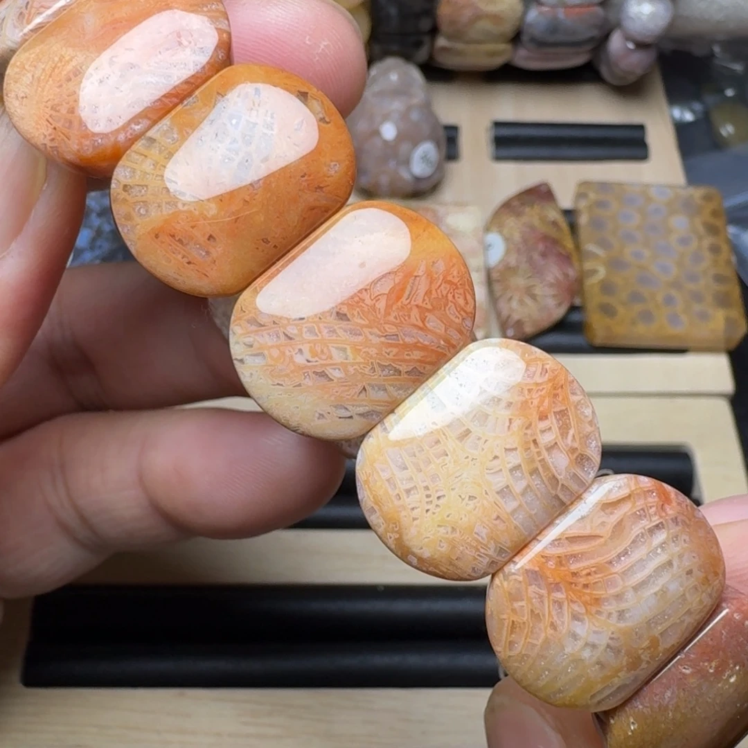 硅化玉未镶嵌纯天然色有机玉石保真色