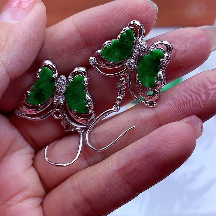 翡翠颈饰银S925镶嵌翡翠