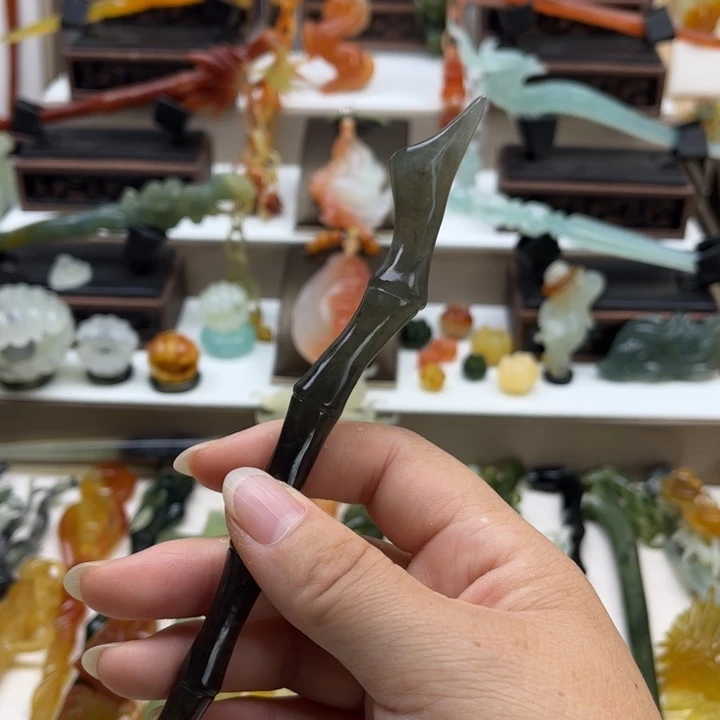 蛇纹石玉未镶嵌岫玉发簪