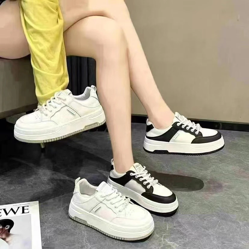 爆款超火运动小白鞋女透气2025春季新款韩版百搭学生厚底休闲板鞋