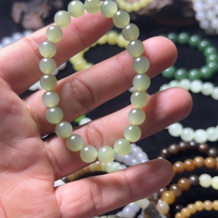 和田玉（糖玉）未镶嵌手链