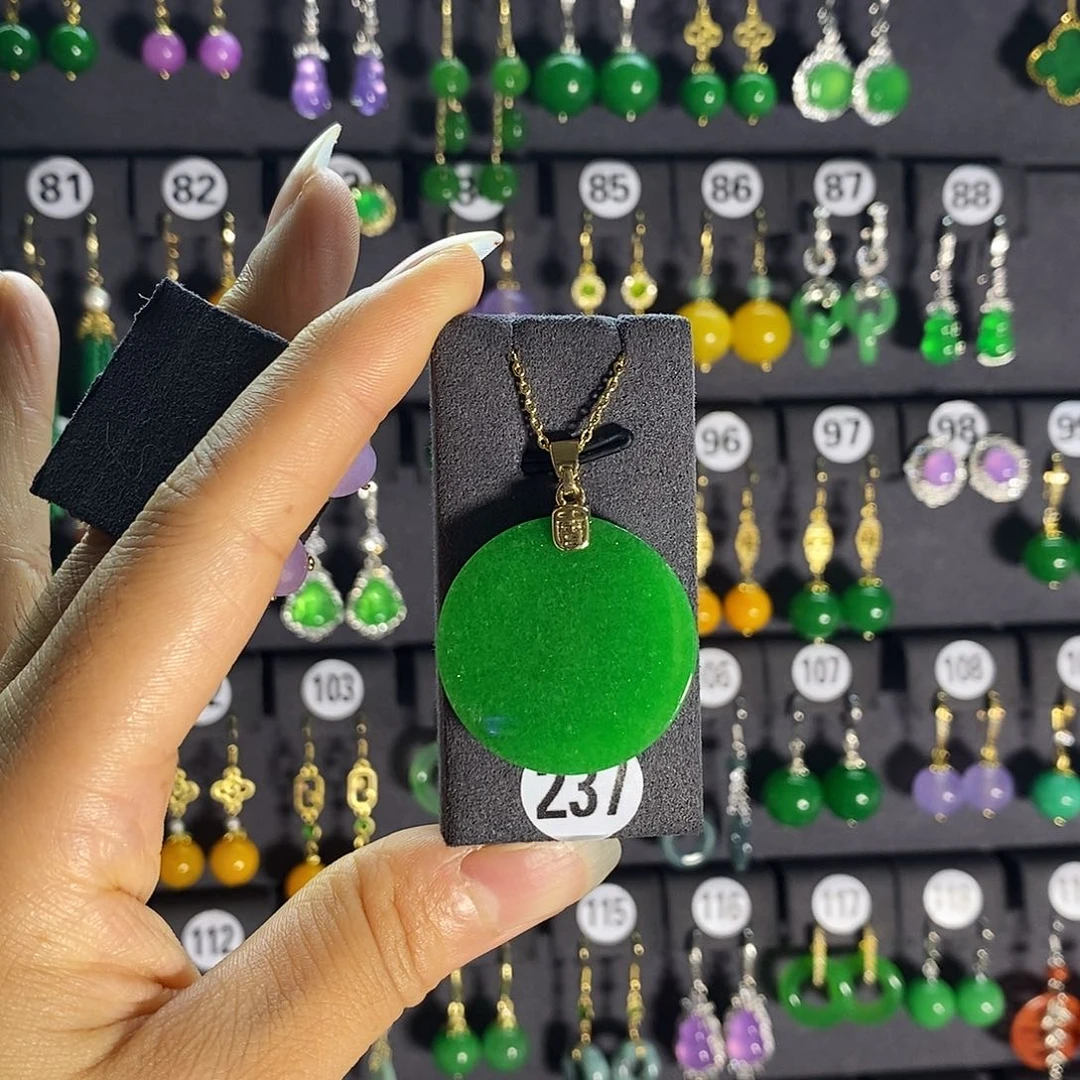 银S925镶嵌翡翠耳饰237