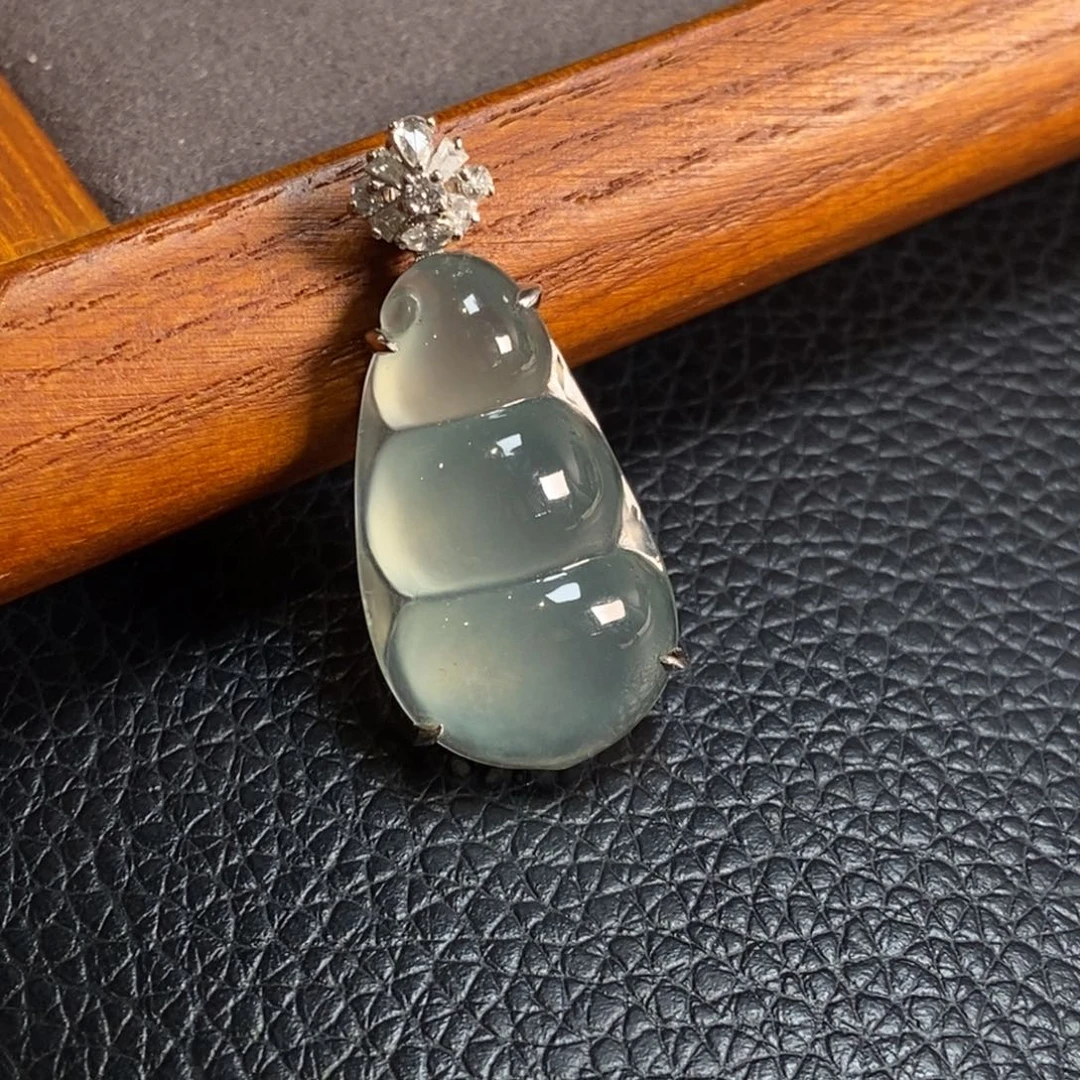 翡翠颈饰18K金镶嵌25.6-14.7