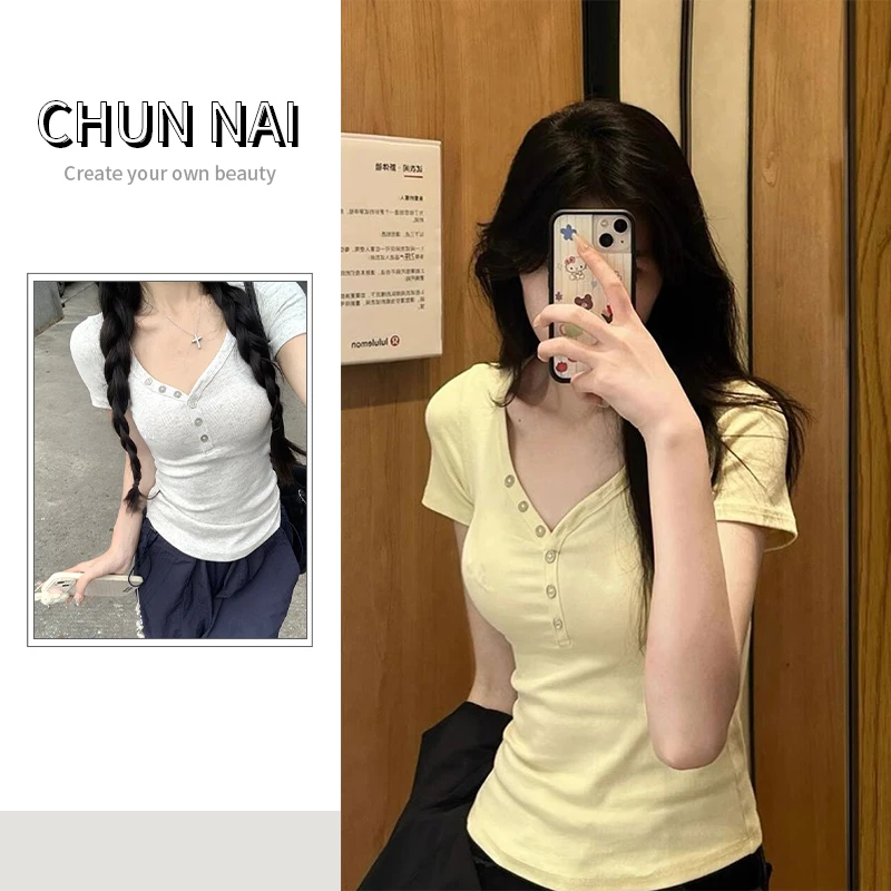 V领修身上衣黄色正肩短袖百搭ins显瘦设计感甜辣夏季小众辣妹T恤