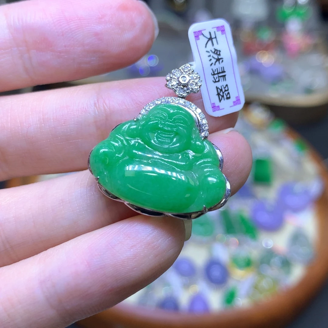 翡翠18K金镶嵌颈饰翡翠吊坠项链