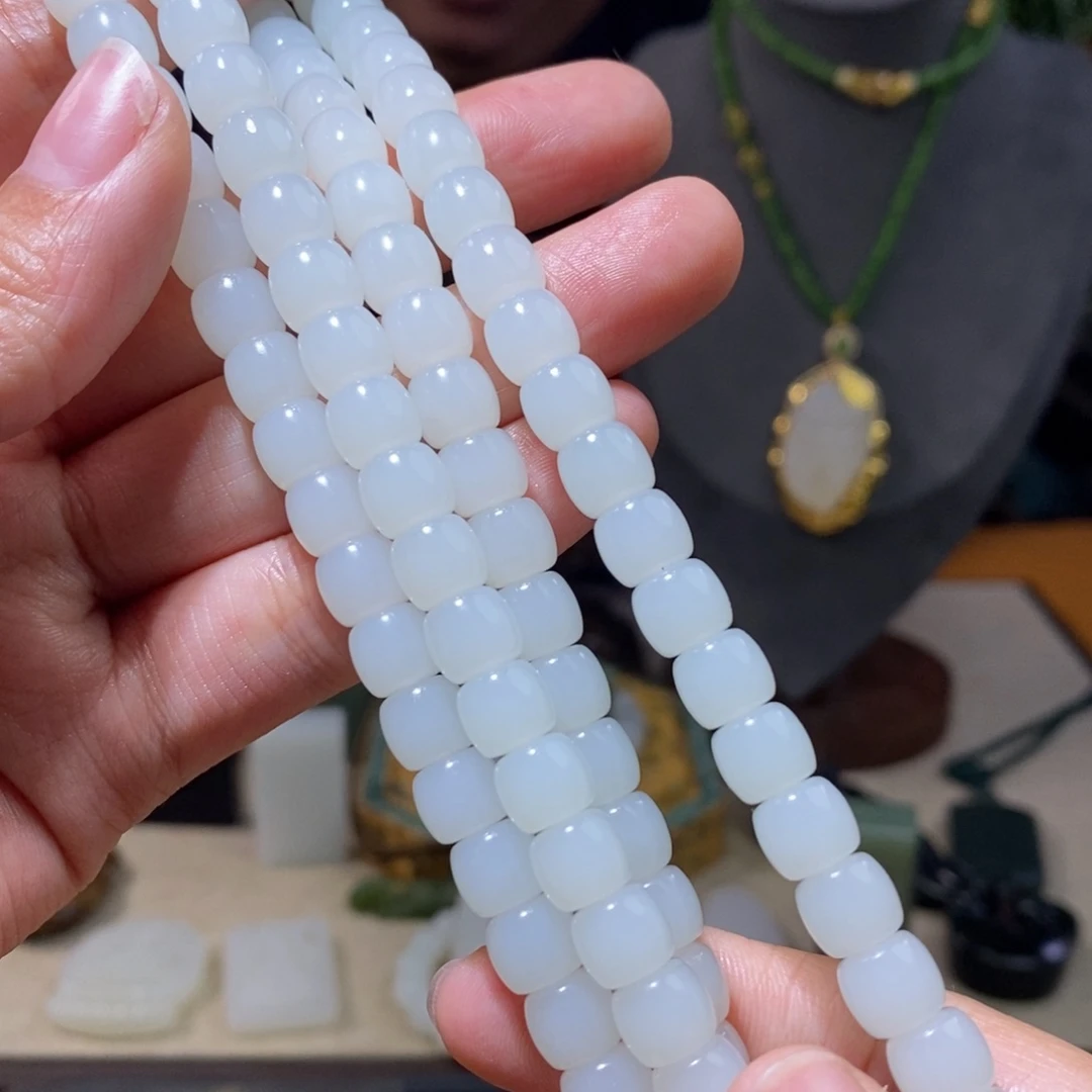 和田玉挂件未镶嵌做**人