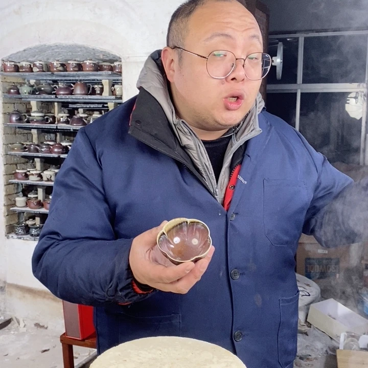 紫砂茶壶66667877777777666676