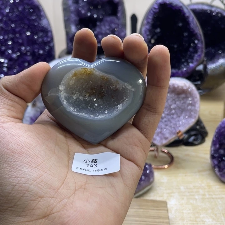 未镶嵌大型摆件（非配饰）紫晶
