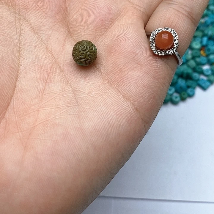 未镶嵌南红玛瑙珠宝奇石