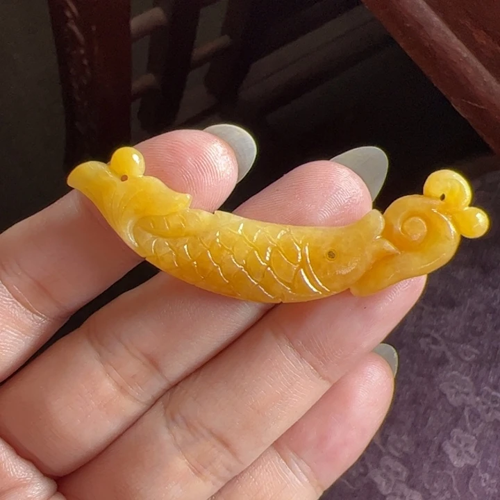 用***4定制翡翠未镶嵌翡翠