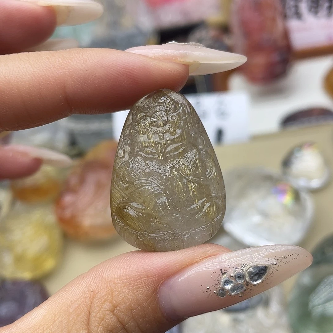 颈饰未镶嵌水晶盐**梨