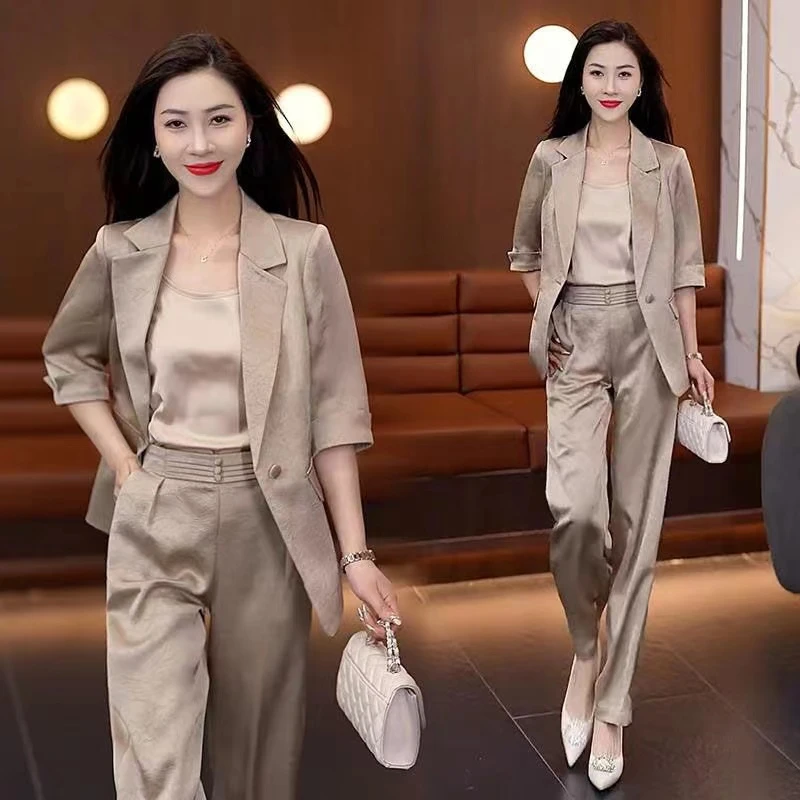 小西装套装女2025夏季新款女士网红气质职业西服背心直筒裤三件套