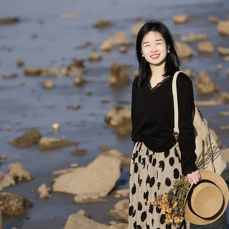 【本利来】简约休闲蕾丝拼接长袖T恤女春季新款百搭气质打底衫5970