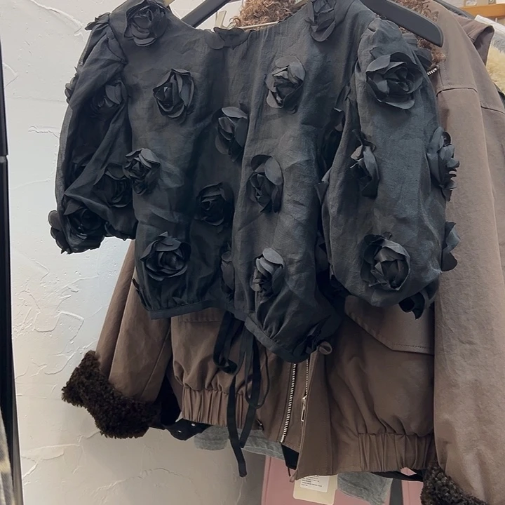 今日新款 立体花朵黑色衬衫