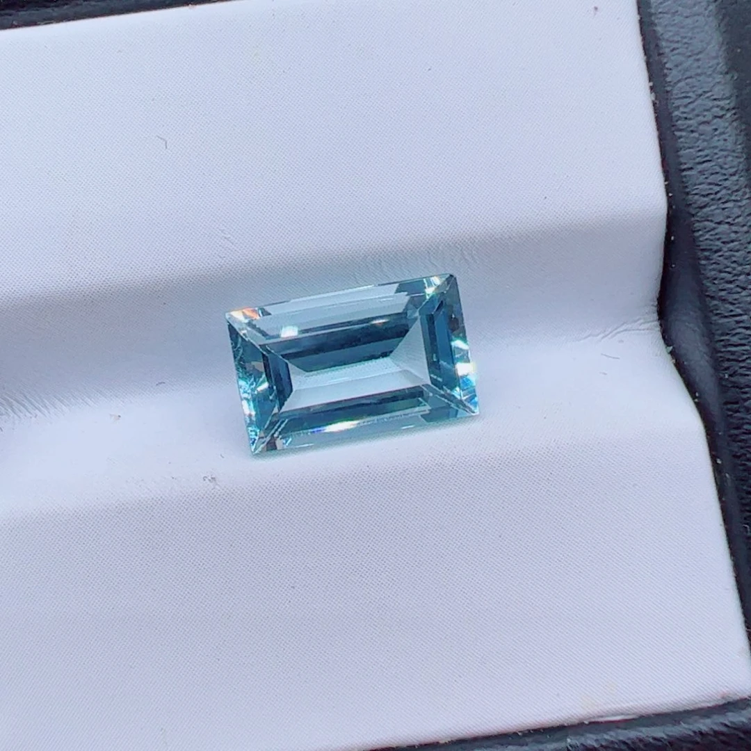 海蓝宝石裸石2.6克拉圣玛利亚