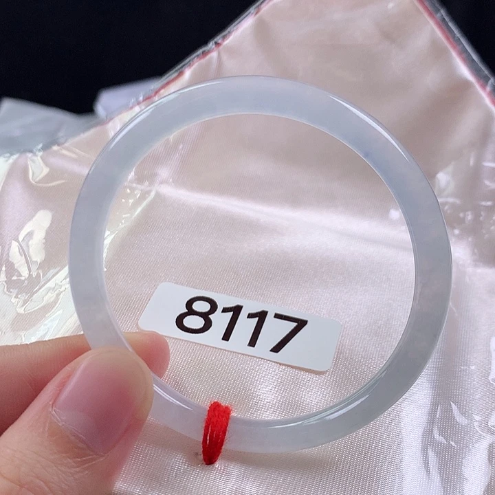 翡翠手镯未镶嵌52有裂