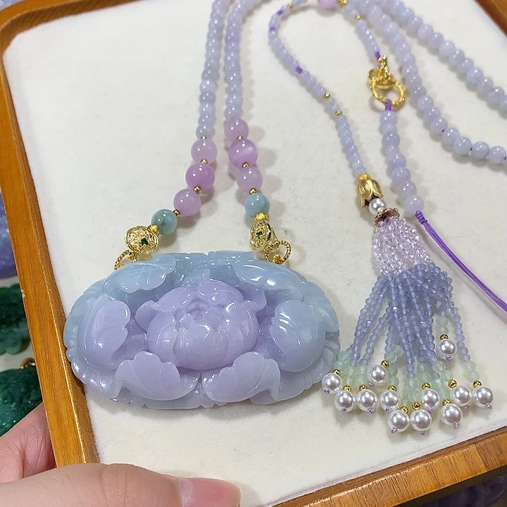 翡翠未镶嵌颈饰翡翠吊坠