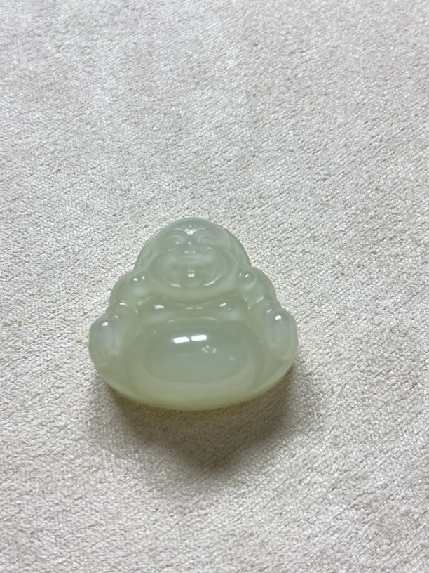 25cm冰白和田玉青海料晴水佛公，11+厚