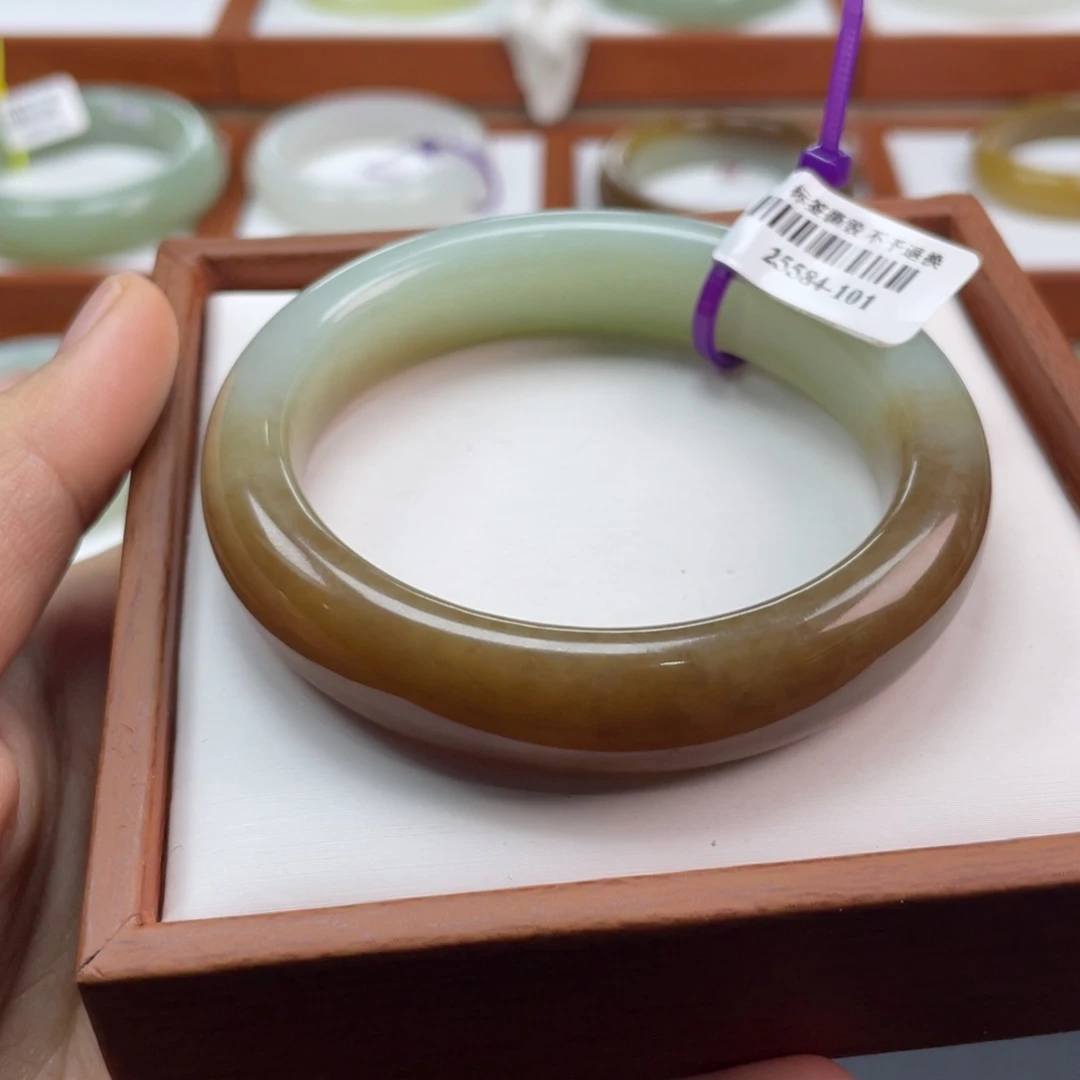 【闪购商品】未镶嵌手镯和田玉链接60。 56-57