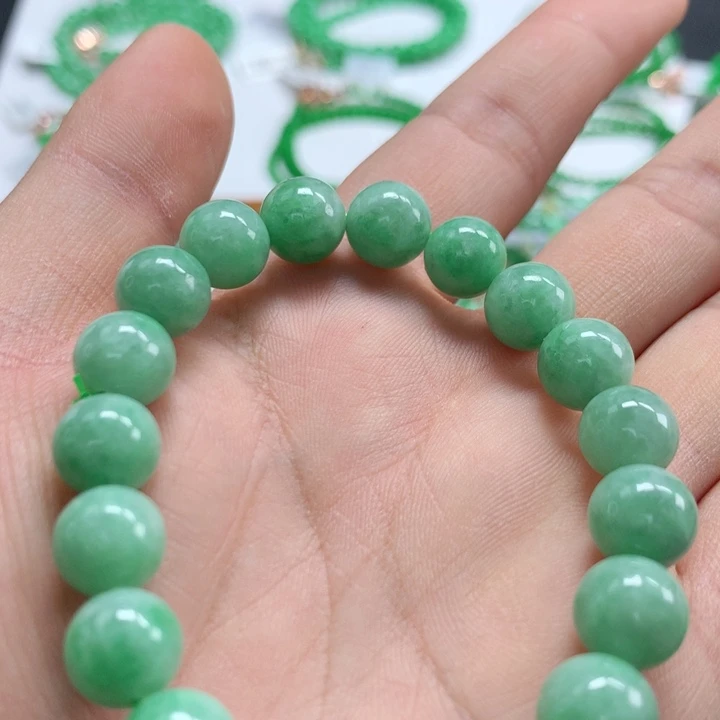 翡翠未镶嵌手链翡翠