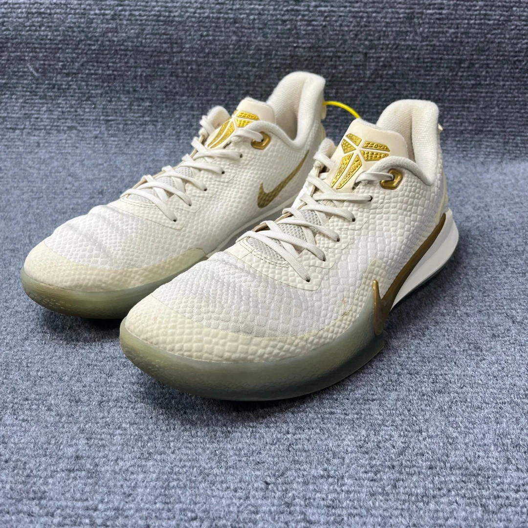 95新 MM6 45码mambaFocus 白金  正品潮鞋/7402