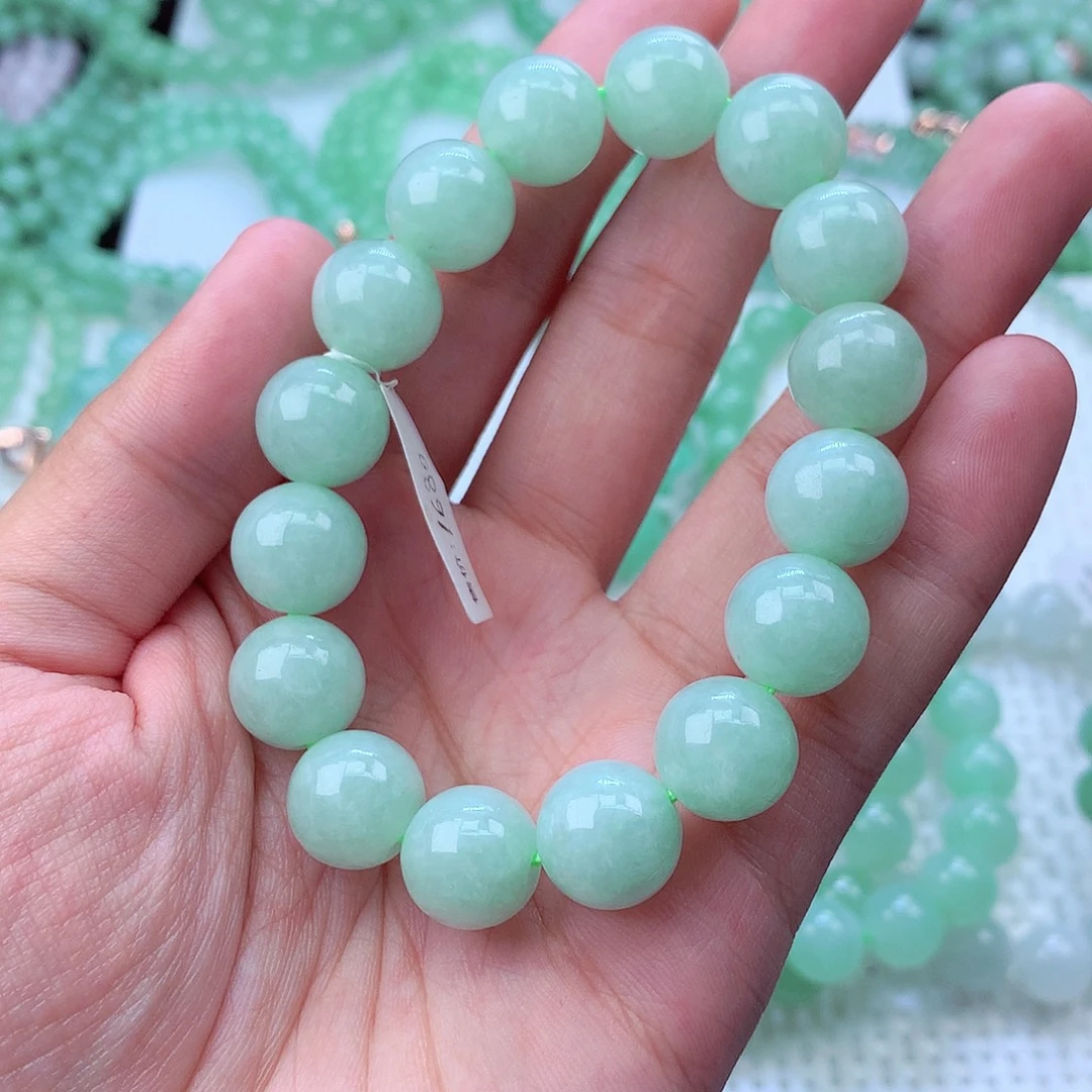 翡翠未镶嵌毛衣链