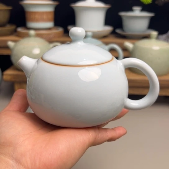 五****?纯手工月白西施壶微瑕