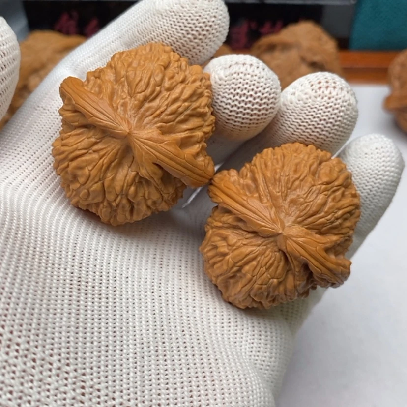 【闪购商品】把件文玩核桃33白狮子