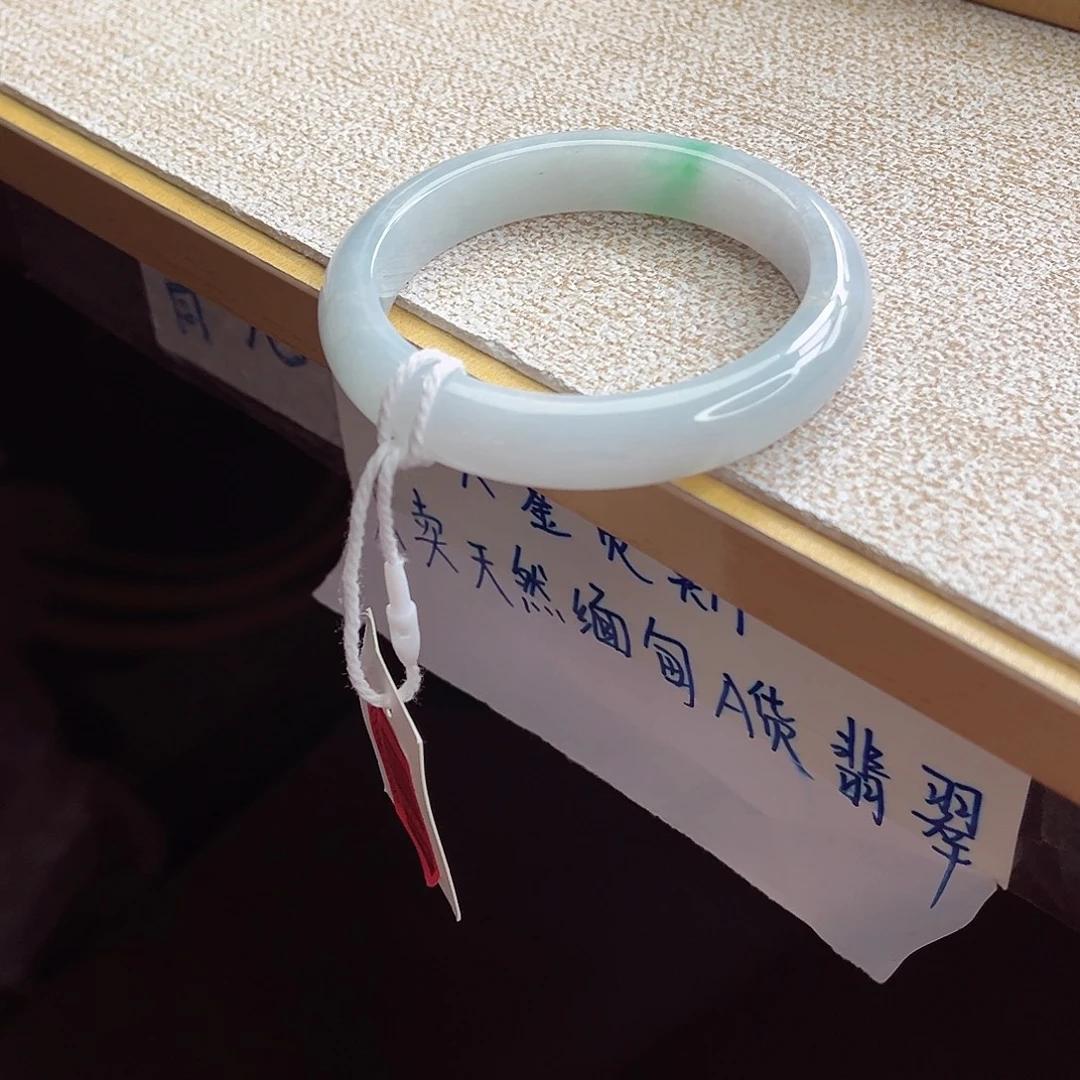 翡翠未镶嵌手镯手镯