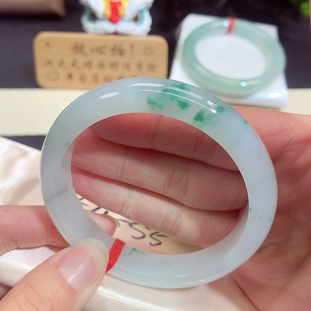 翡翠未镶嵌手镯3119