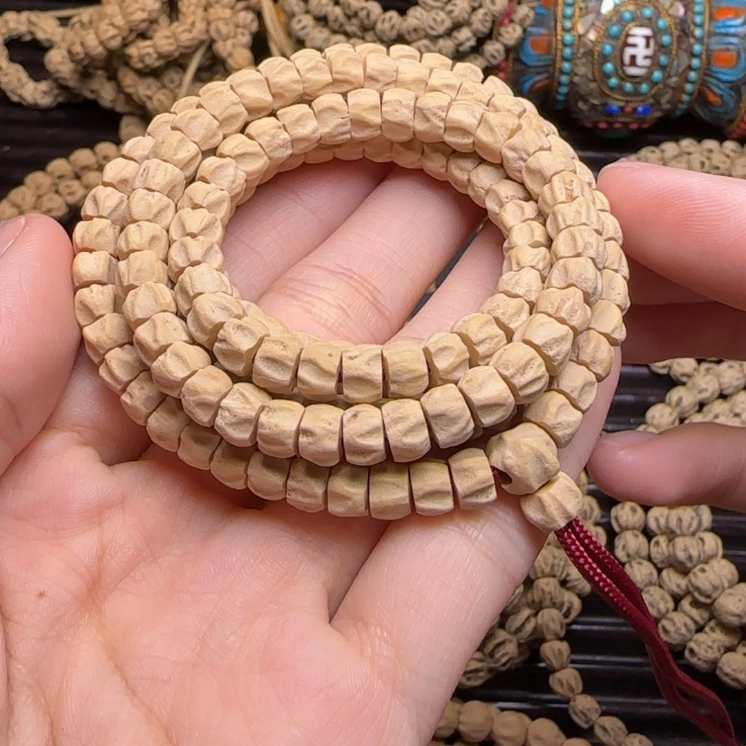 柏香籽/百香籽吊坠G****r