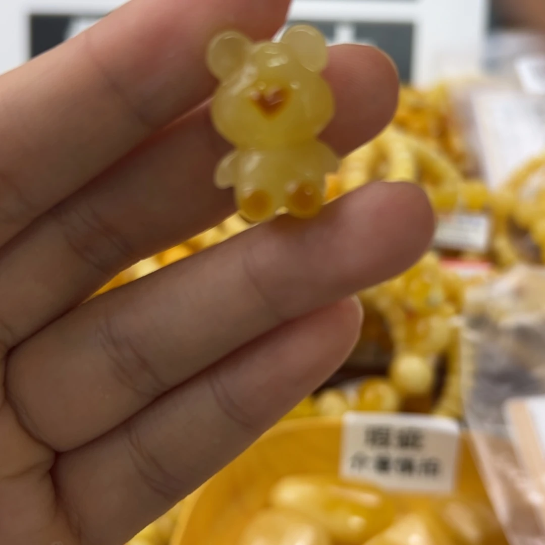 未镶嵌琥珀珠宝奇石