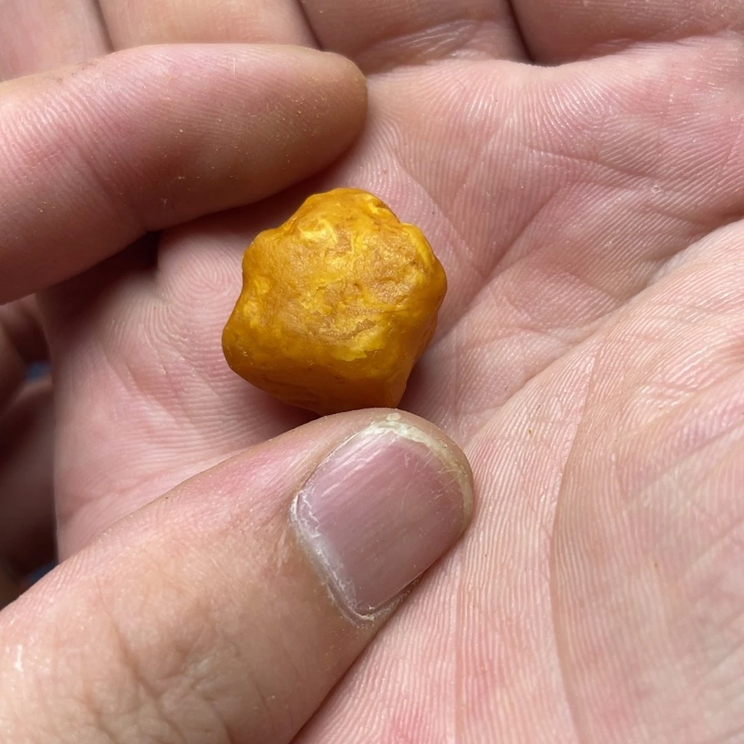 未镶嵌琥珀裸石B*G蜜蜡订制
