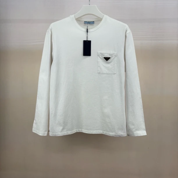 未使用 Prada/普拉达 口袋钢标长袖/M码/M3993