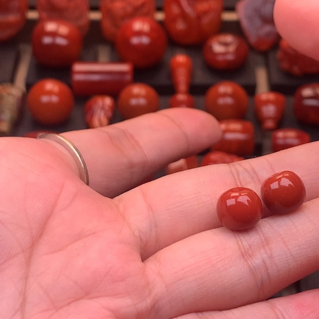 用***1南红玛瑙未镶嵌原矿老型对珠9.5mm