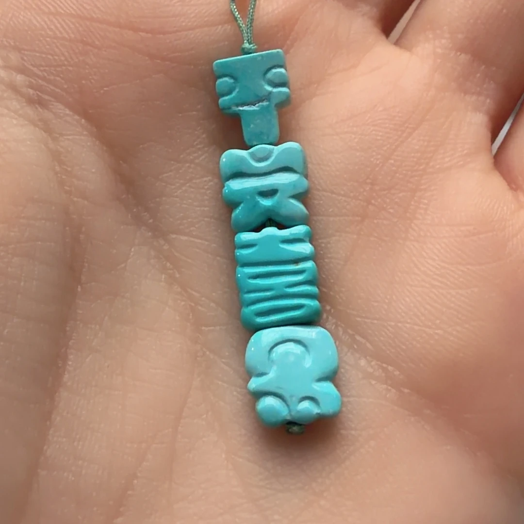 绿松石未镶嵌颈饰