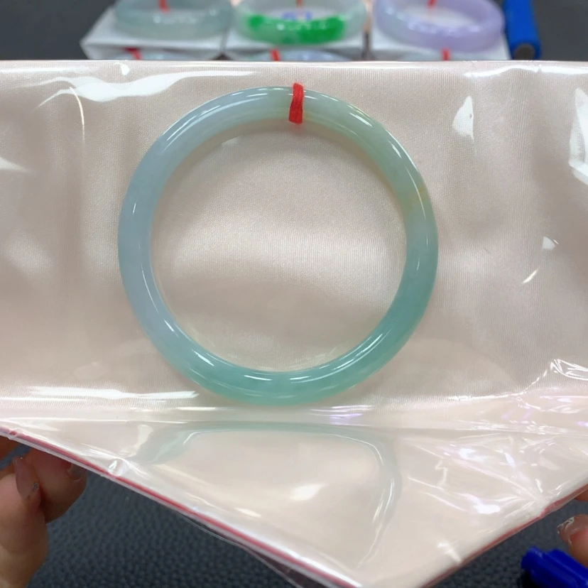 【闪购商品】翡翠手镯未镶嵌翡翠