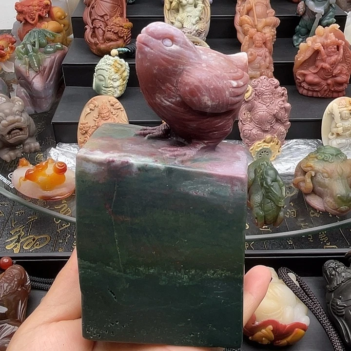 石英质玉未镶嵌摆件