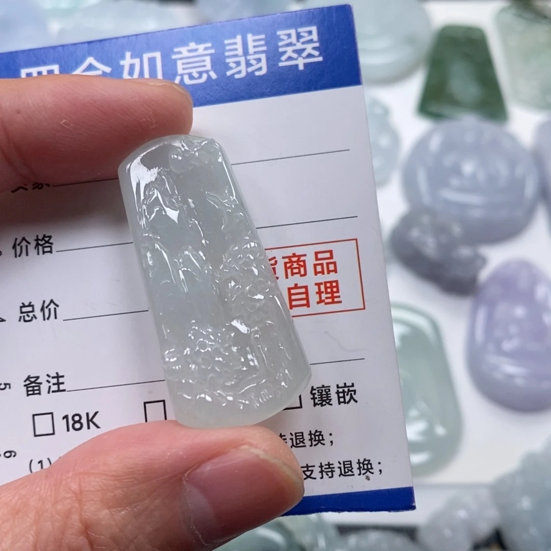 翡翠未镶嵌颈饰翡翠