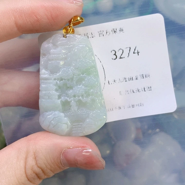 翡翠颈饰未镶嵌翡翠