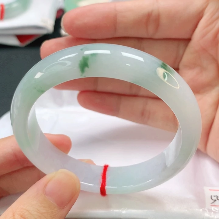 翡翠手镯未镶嵌缅甸54