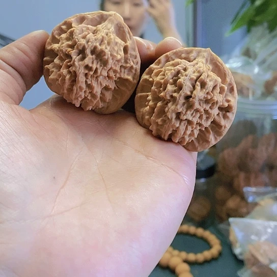 【闪购商品】把件文玩核桃44老树红皮乾隆纹