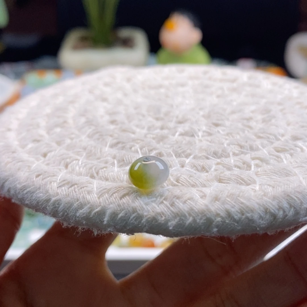 翡翠散珠天然翡翠秋香色8×5.8