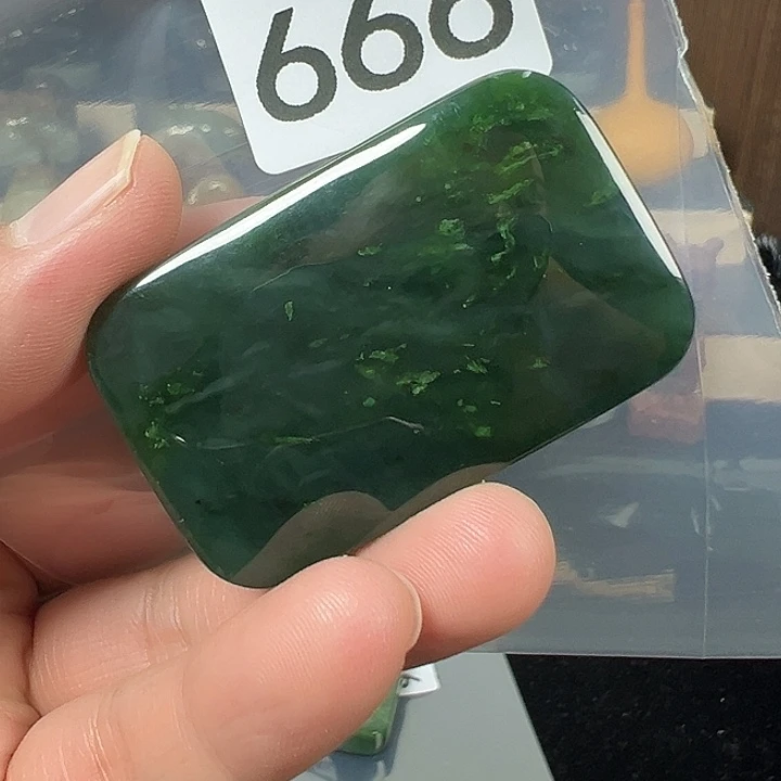 和田玉（碧玉）未镶嵌颈饰