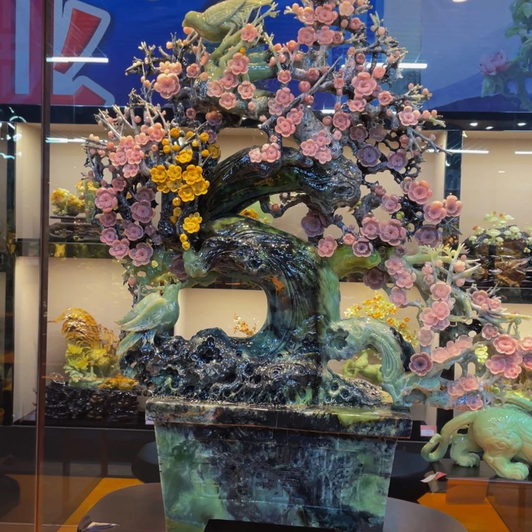 蛇纹石玉未镶嵌摆件