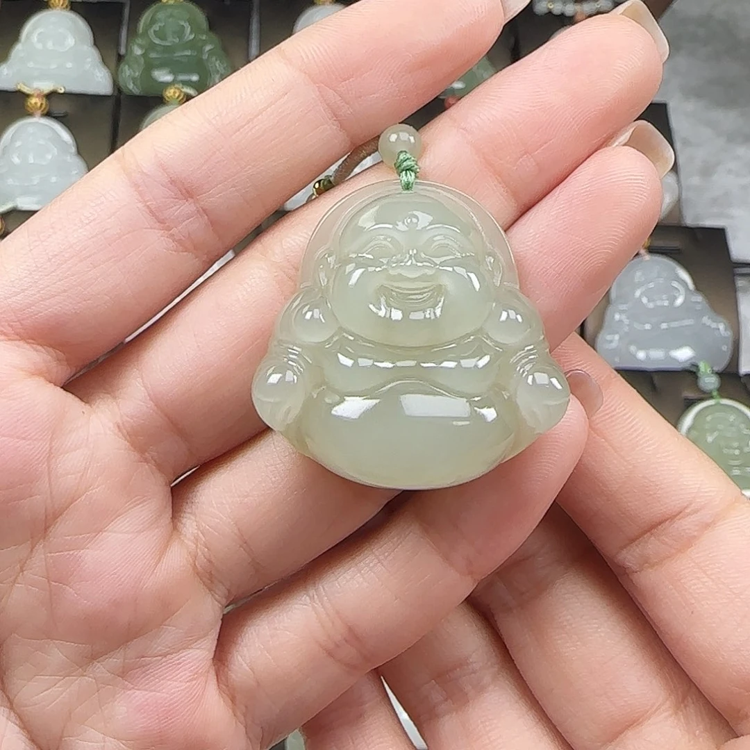 和田玉未镶嵌吊坠(赠链)