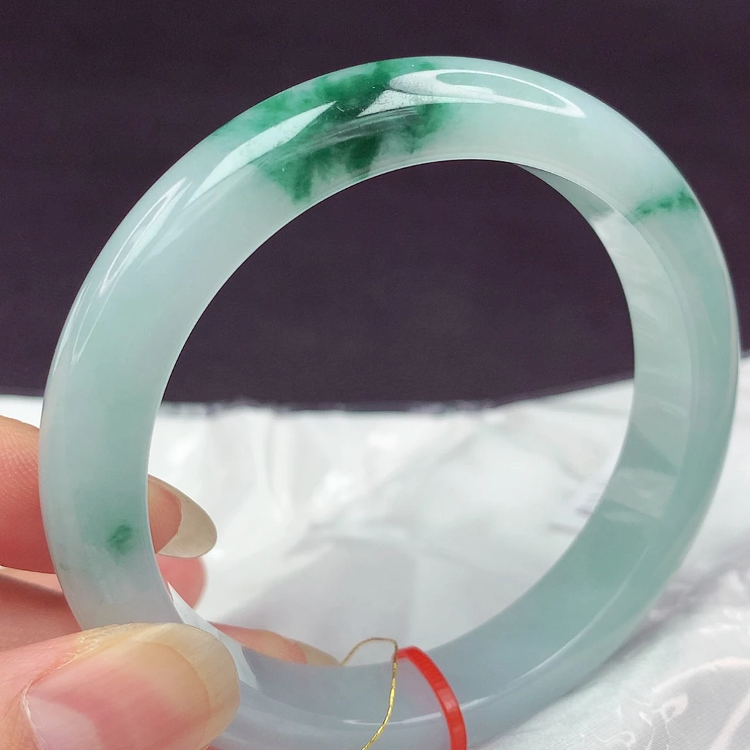 翡翠手镯未镶嵌60圈+616