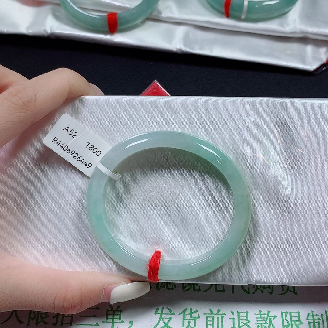 翡翠未镶嵌手镯翡翠手镯52