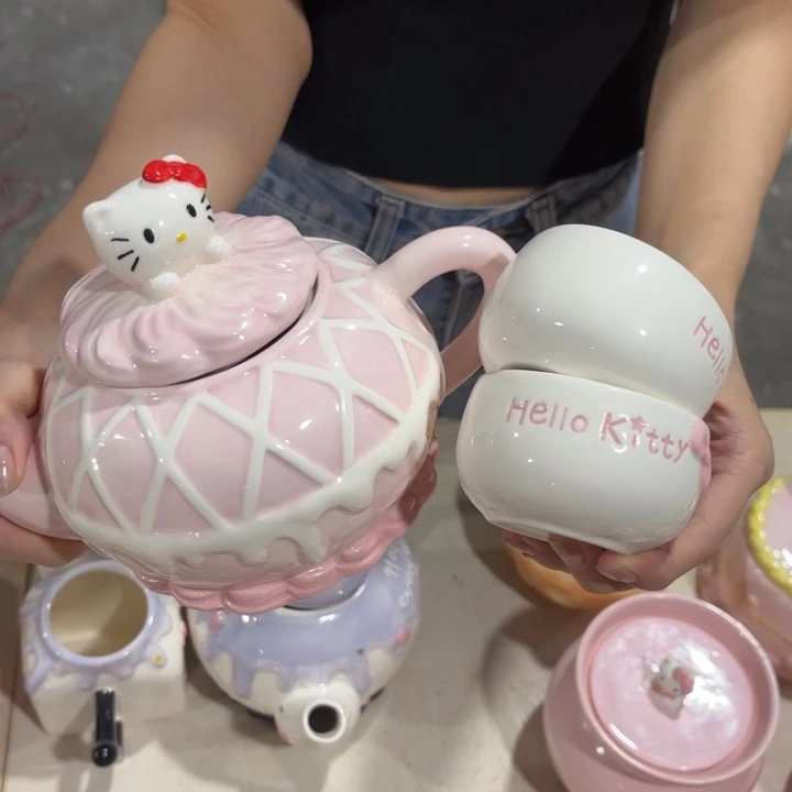 紫砂在干嘛呀亲爱呢