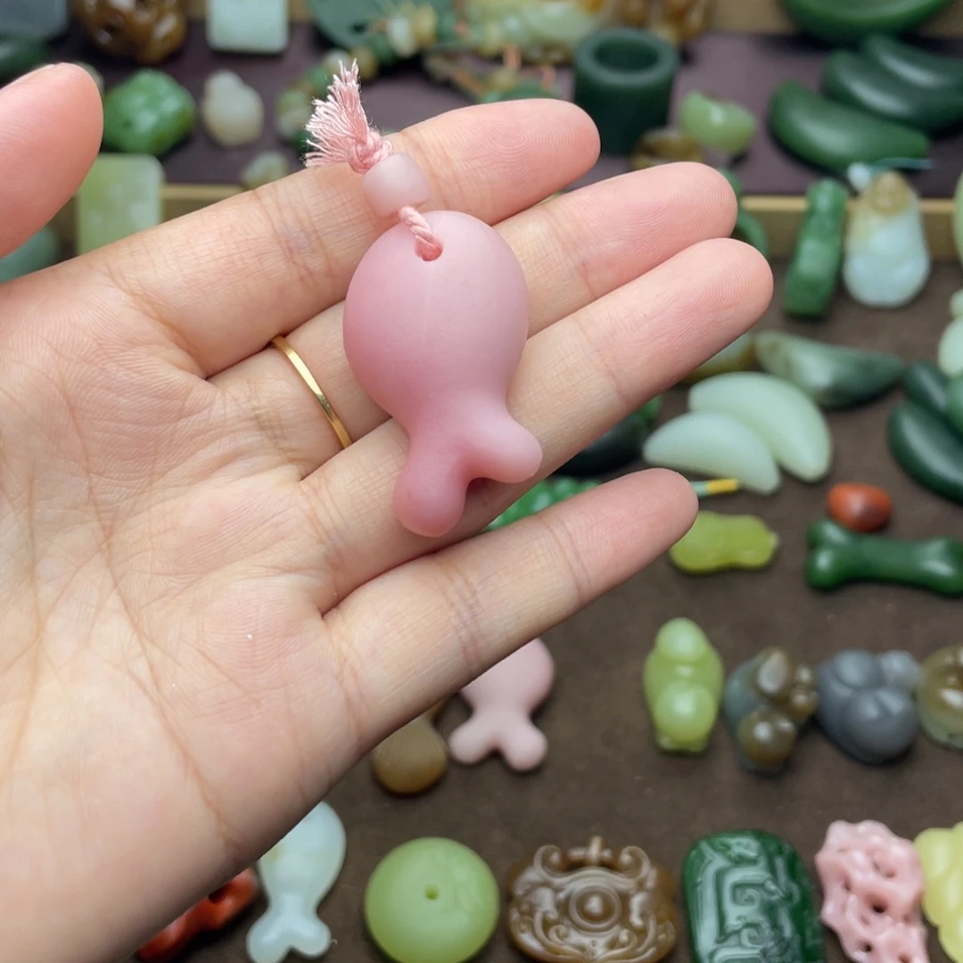 【闪购商品】和田玉未镶嵌颈饰幸**猪